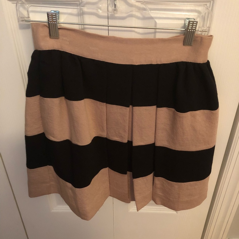 BCBG skirt